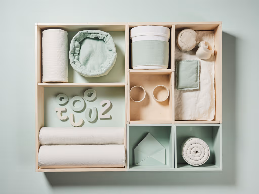 efficient_play_mat_storage_solutions